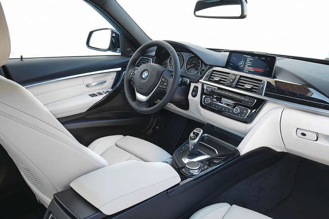 BMW تطرح طرازاً جديداً أكثر رياضية من الفئة الثالثة