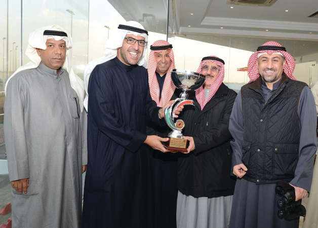 كاس الشيخ ضاري الفهد للفائز بها﻿