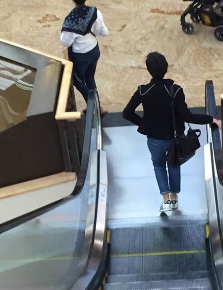 بالصور.. توبا بويوكستون في جولة تسوق بدبي