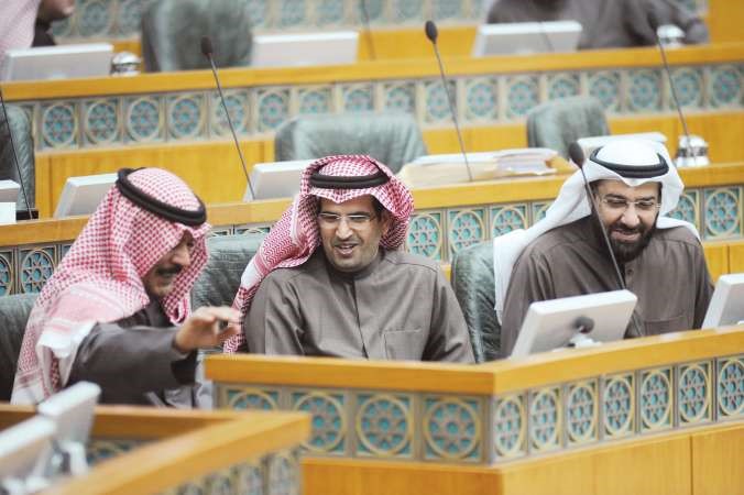 الشيخ محمد الخالد وسيف العازمي ودعلي العمير

