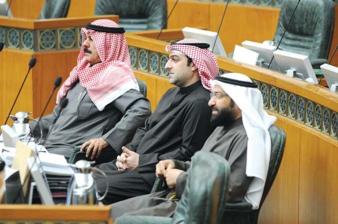 الشيخ محمد الخالد وياسر ابل ودعلي العمير
