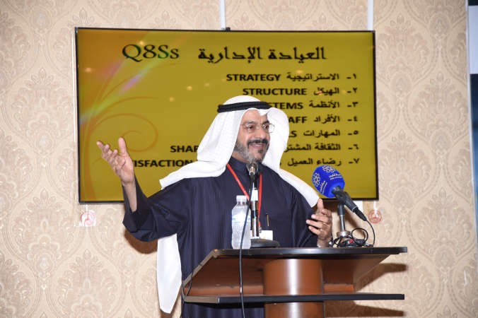  د ناصر الصانع خلال اللقاء ﻿