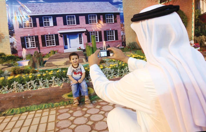 الكويتيون  يتمتعون بثقة عالية بأنفسهم وبأسرهم وبالآخرين من حولهم