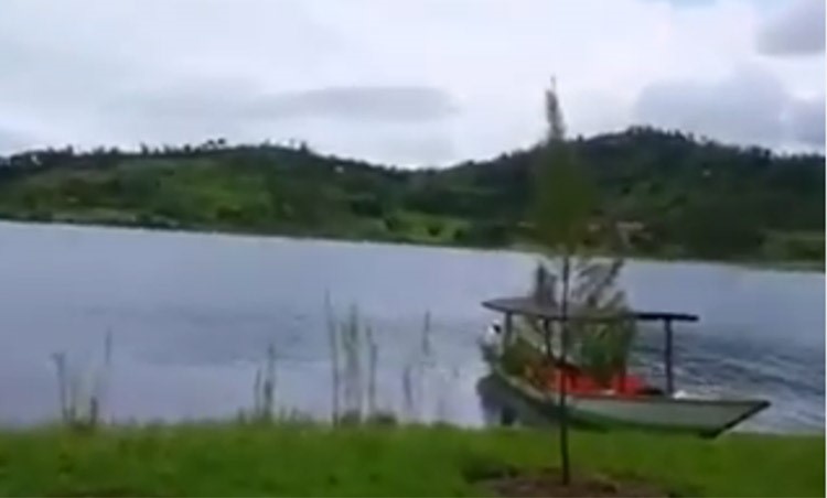 بالفيديو.. أبرز ما عُثر عليه بهاتف داعية سعودي بعد وفاته بالملاريا وأبكى محبيه