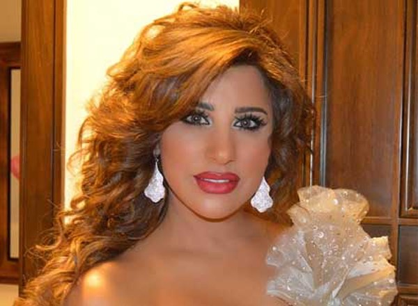 صوره.. شتاء نجوى كرم «فوقي» فقط!