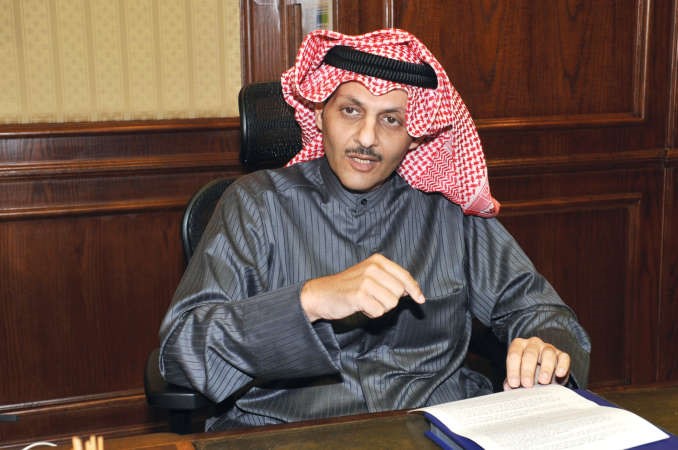 رئيس شركة بورصة الكويت خالد الخالد في مقابلته مع الانباء قاسم باشا