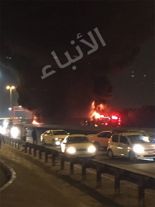 بالصور.. انفجار صهريج على طريق الدائري السادس مقابل استاد جابر