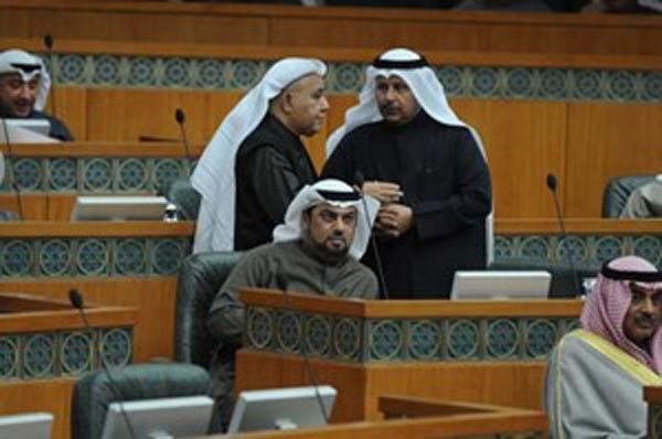 الراحل النائب نبيل الفضل في حديث مع طلال الجلال ﻿