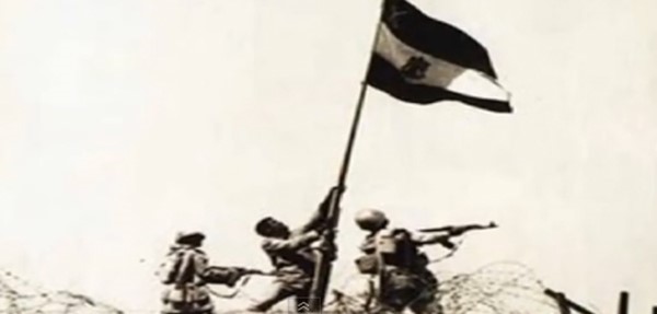 بالصور.. 7 نجوم عرب خسروا أولادهم في عمر مبكر