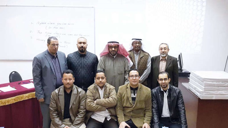عادل الراشد وسامي الخرافي مع الفائزين﻿