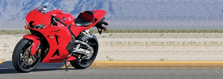 هونـدا CBR600RR.. قدرات تليق بمضمار السباق