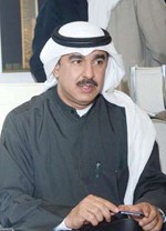 «بيع السيارات في الساحات» ظاهرة «مقيتة» تتحدى قوانين الدولة
