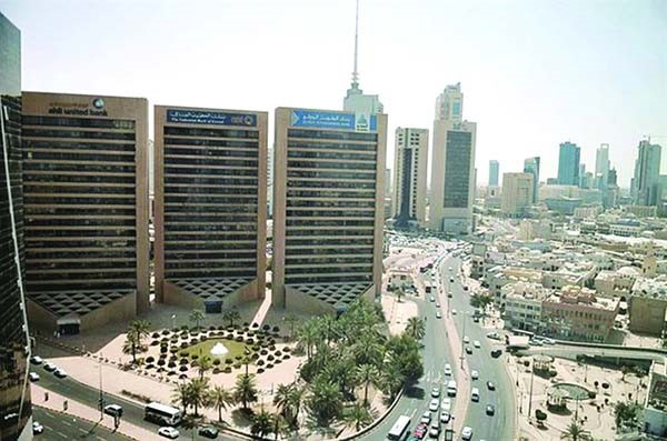 تمثل ودائع القطاع المصرفي جانبا بارزا من ميزانيته