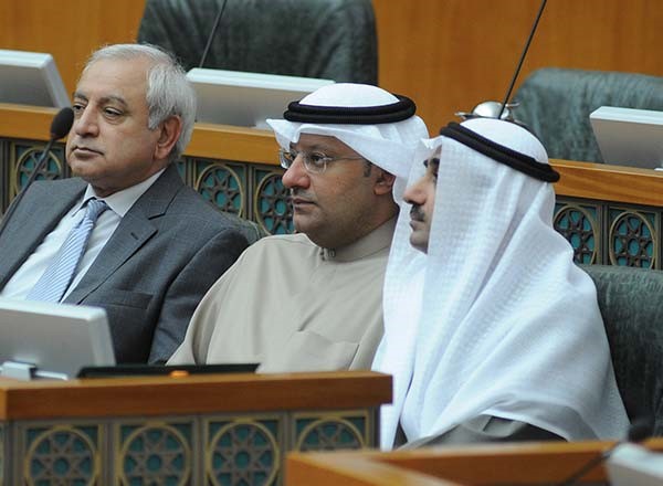 ديوسف العلي ودعلي العبيدي ودبدر العيسى
