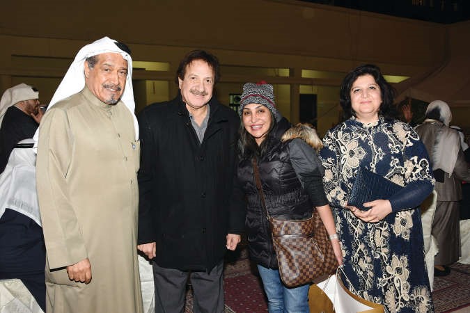 الفنانان القديران جاسم النبهان ومحمد المنصور والنجمة احلام حسن والمحامية نجلاء النقي