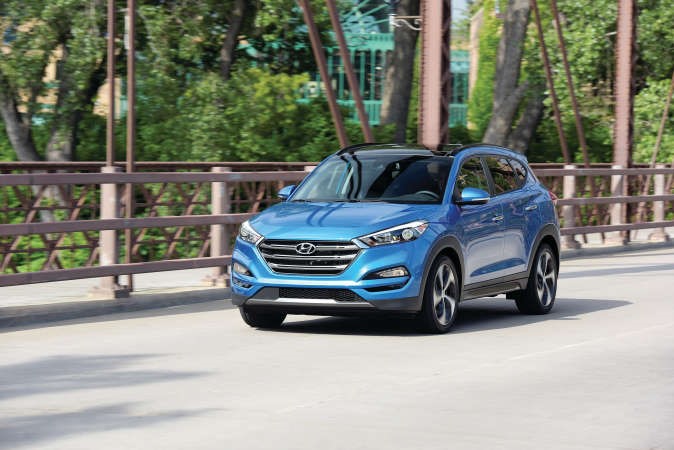 المركبة الرياضية متعددة الاستخدامات SUV طراز توسان من هيونداي