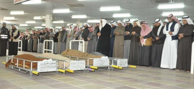 الصلاة على الجنائز ومن ضمنهم النائب الراحل نبيل الفضل احمد عليمحمد هاشم