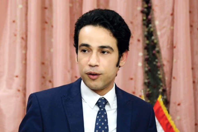 دنبيل بهجت

