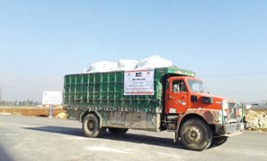 شاحنة تحمل البطاطين﻿