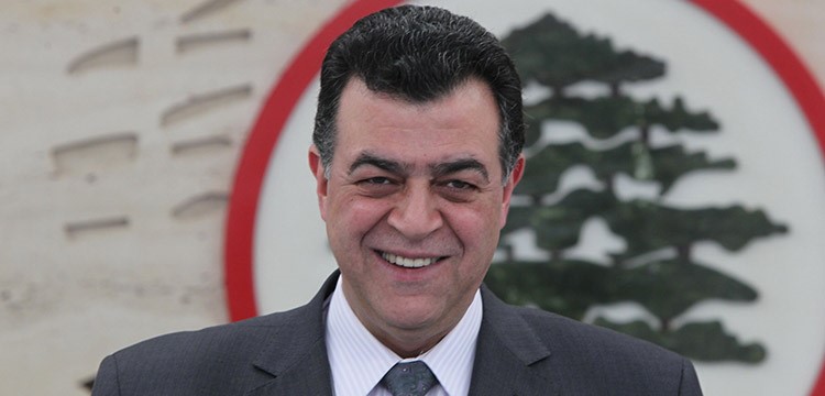 جوزف معلوف لـ «الأنباء»: خطوة الحريري لم ترقَ إلى مستوى المبادرة