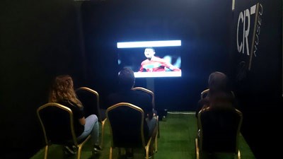 بالصور.. متحف كريستيانو رونالدو يثير جنون الجماهير في دبي