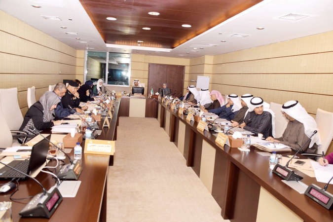 الشيخ عبدالله الاحمد مترئسا اجتماع مجلس ادارة الهيئة العامة للبيئة﻿