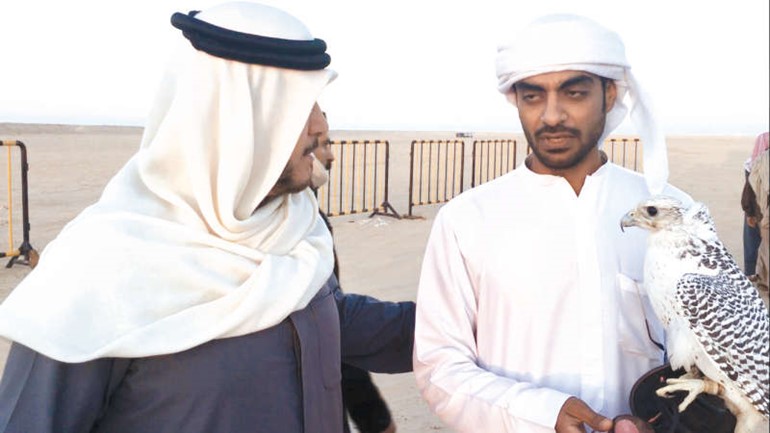 من المتسابقين ﻿