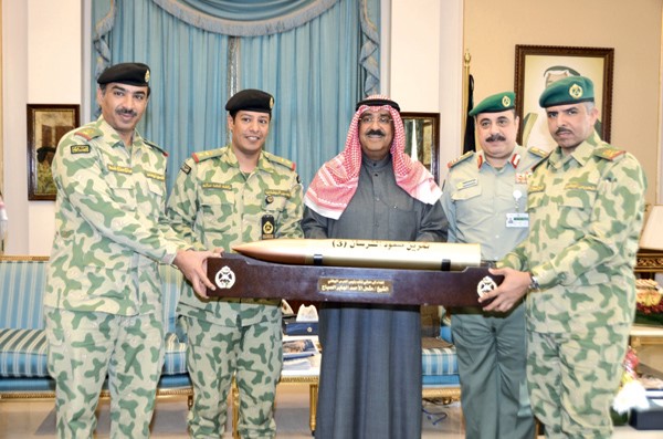 قادة الحرس يكرمون الشيخ مشعل الاحمد