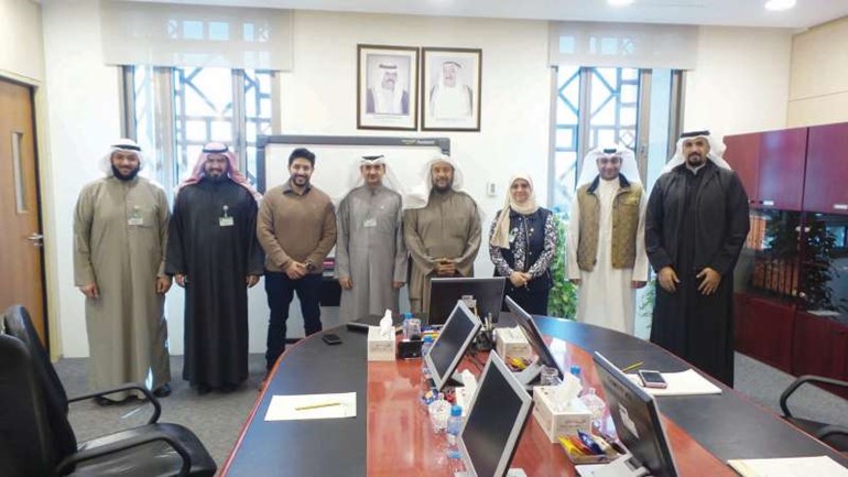 فريق شفاء خلال اللقاء 