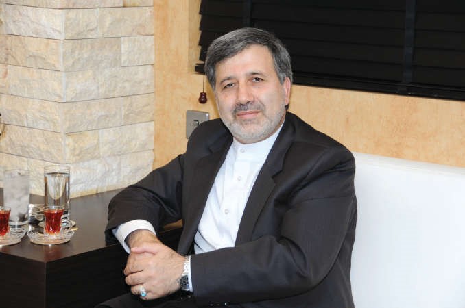 التزامن والتضامن.. بقلم: د.علي رضا عنايتي