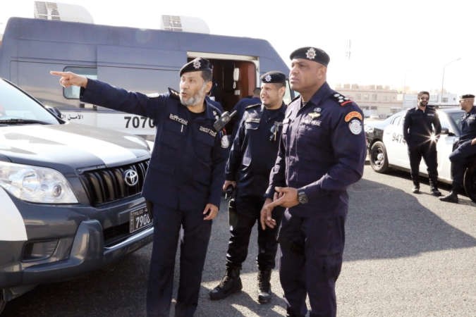 العميد ركن صالح مطر اثناء مداهمة المخالفين﻿