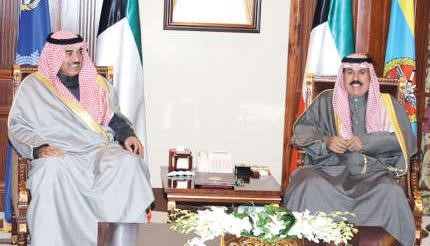 سمو نائب الامير وولي العهد الشيخ نواف الاحمد خلال استقباله الشيخ صباح الخالد﻿