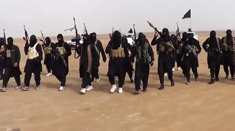 «التحالف الدولى» يقتل 10 من زعماء «داعش» 