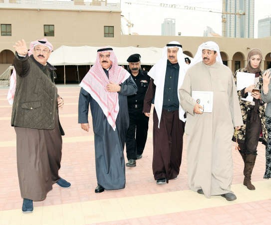 الفريق متقاعد ثابت المهنا خلال جولته في قصر نايف﻿