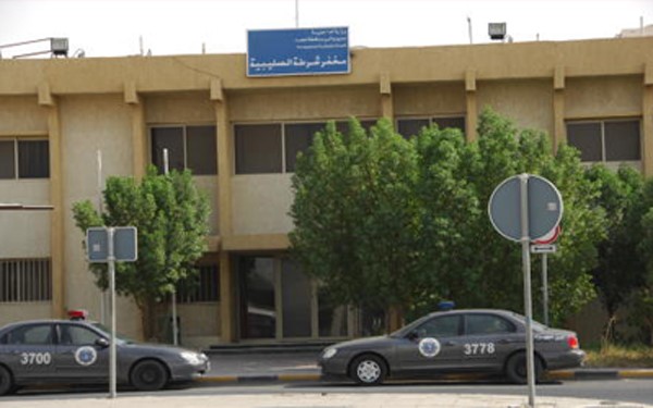 ضبط «بدون» يروج المخدرات في الصليبية