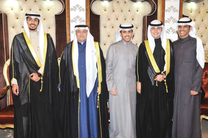 عبداللطيف البغيلي وعمر البغيلي يباركان