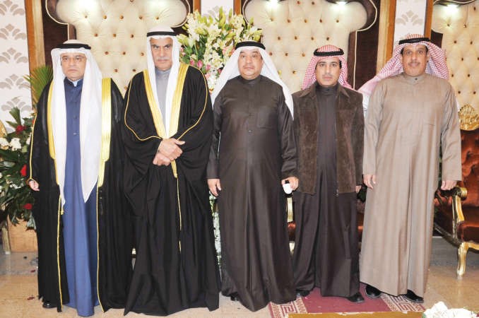 احمد السعدون وهادي بن دويلان يباركان