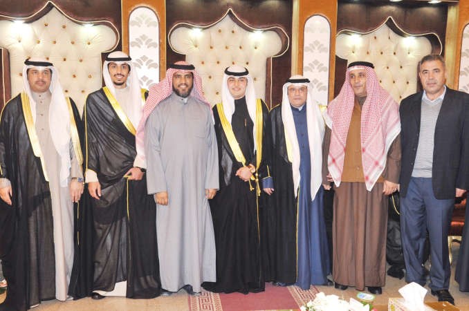 دحسين القويعان وحسين ابوزيتون وعصام البدور يهنئون