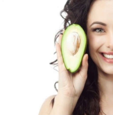 الأفوكادو للشعر والبشرة.. خلطات غنية بالفوائد