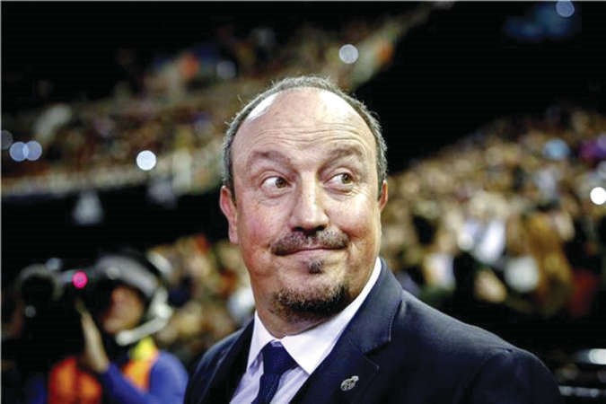 مدرب ريال مدريد رافا﻿