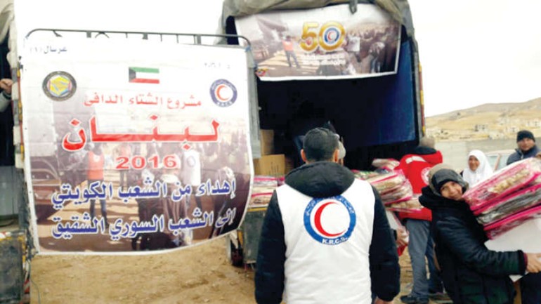  وبطانيات للاجئين السوريين في لبنان