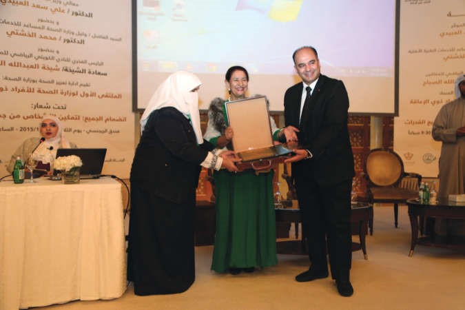 دحسام عفيفي ودعبير البحوه يكرمان الشيخة شيخة العبدالله
