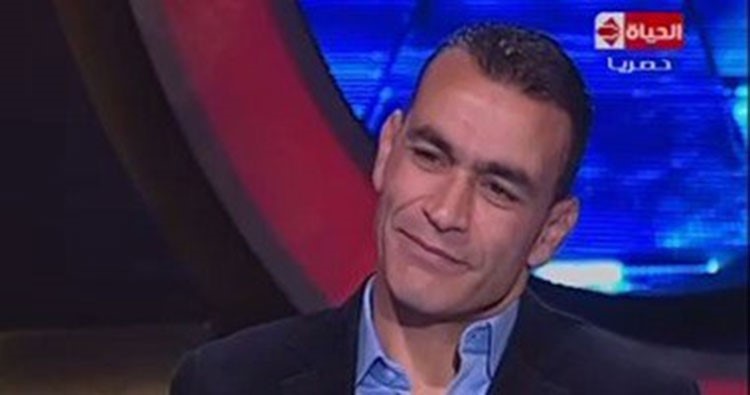 بالفيديو.. عصام الحضري تعليقا على خلع زوجته للحجاب: "كل واحد يخليه في نفسه"