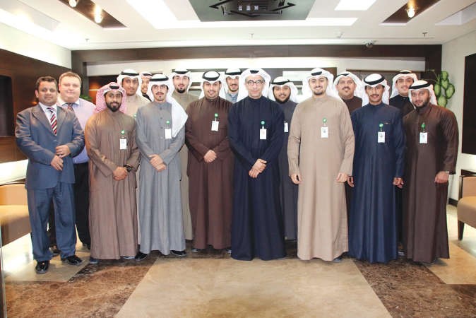 مجموعة من المتدربين﻿