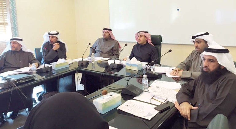 معلي الموسى مترئسا اجتماع اللجنة﻿