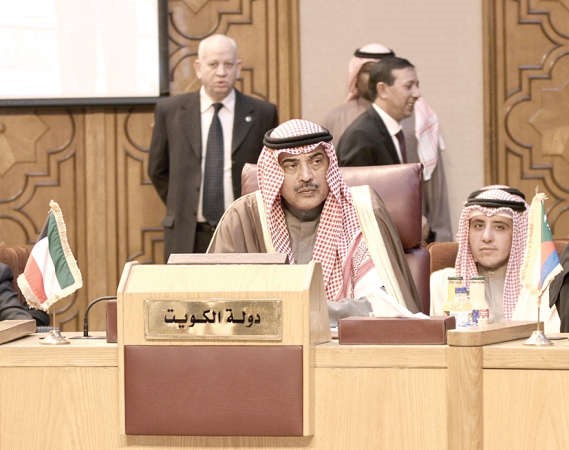 النائب الاول لرئيس مجلس الوزراء ووزير الخارجية الشيخ صباح الخالد مترئسا وفد الكويت في الاجتماع الوزاري الطارئ لمجلس الجامعة العربية في القاهرة امس				 كونا﻿