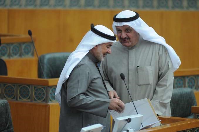 عيسى الكندري وصالح عاشور