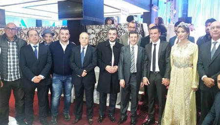 بالصور.. المدرب الإسباني سيرجيو لوبيرا يعتنق الإسلام ويتزوج لاعبة مغربية