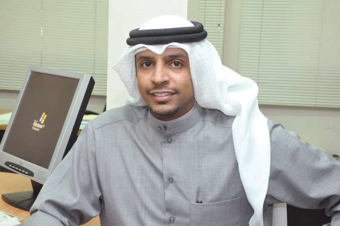 عبدالعزيز السمحان خلال الترشيحمحمد هاشماحمد علي
