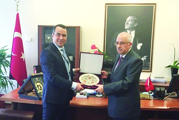 حمد المحمد خلال لقائه مع محمد علي اولوطاش
